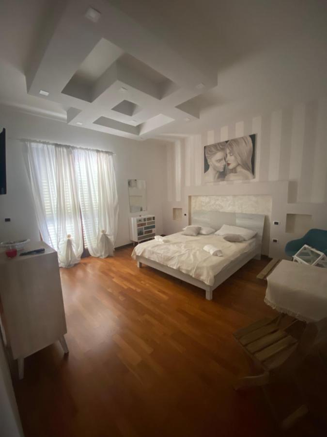B&B By Family L&G Vibo Valentia Marina Exterior photo