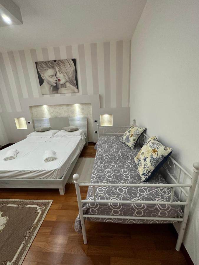 B&B By Family L&G Vibo Valentia Marina Exterior photo